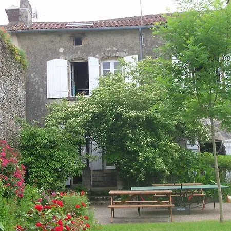 Les Remparts * Vouvant